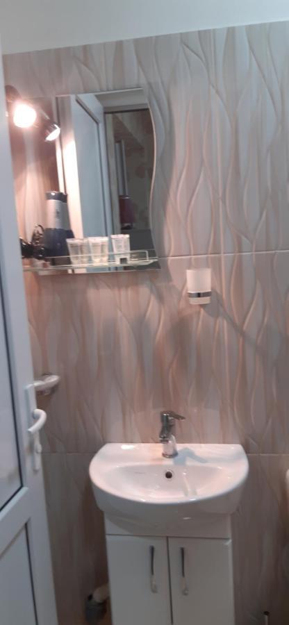 Tamara'S Apartament In Avlabari Tbilisi Buitenkant foto
